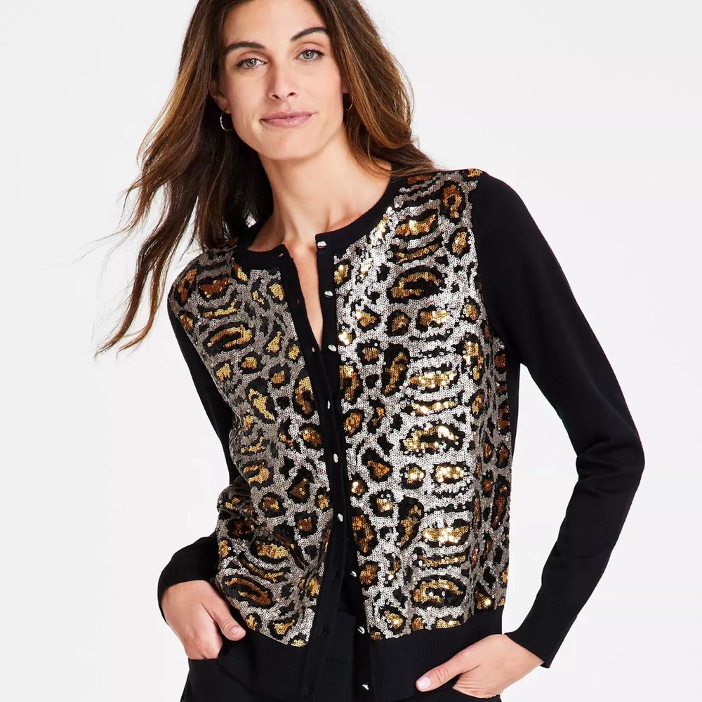 JM Collection Black and Leopard Knit Sweater